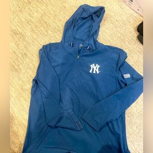 Yankees size L Vantage never worn